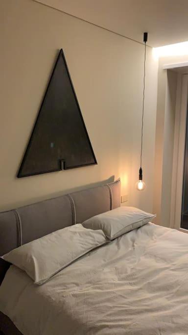 Duca Dei Navigli - Luxury Apartment In Милано Екстериор снимка